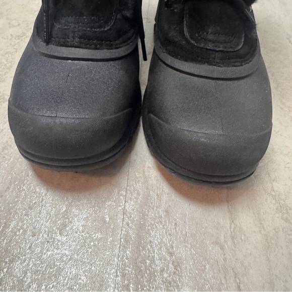 Sorel boots Snow Angel snow boot size 9 - Picture 9 of 13